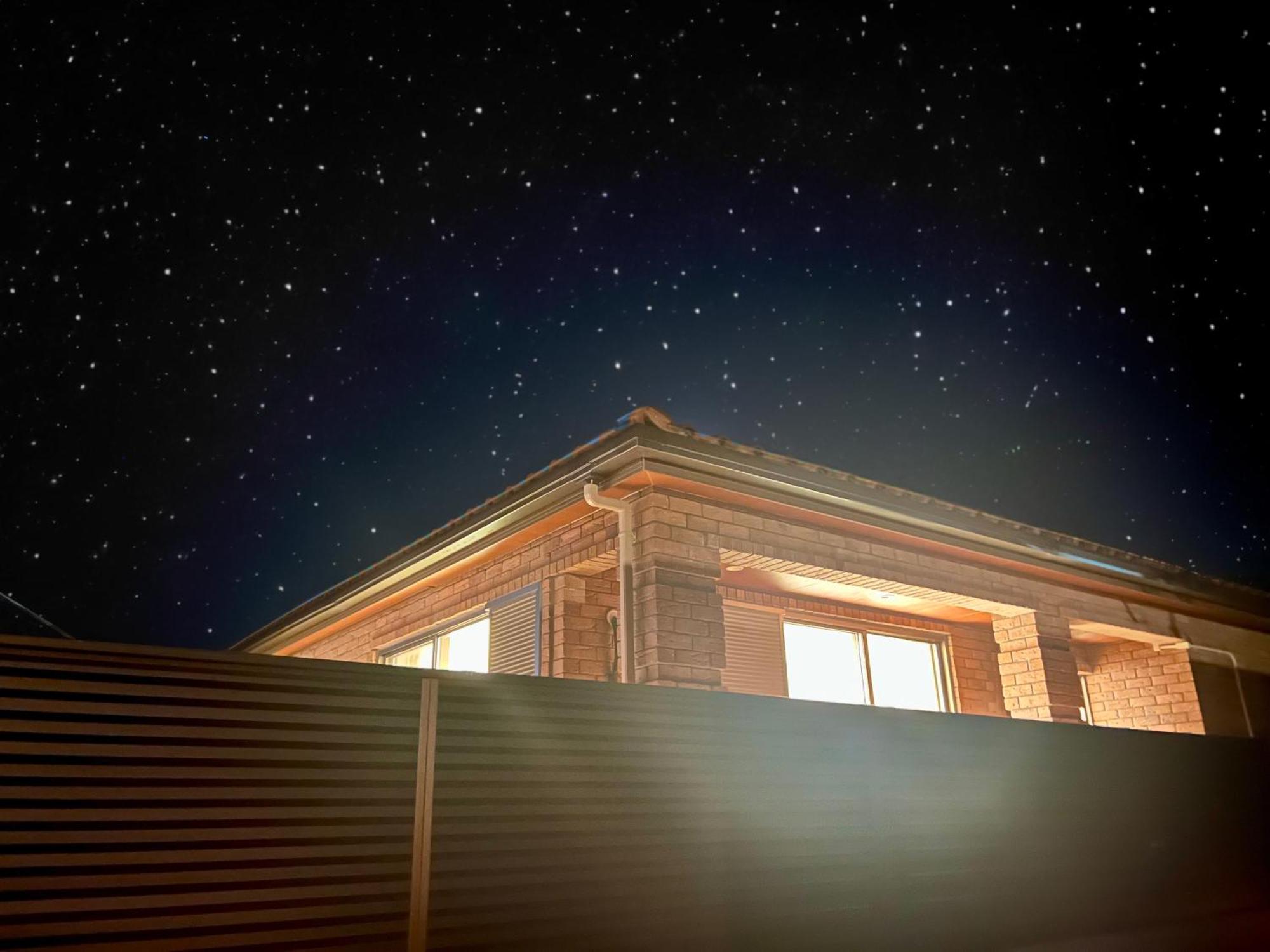 星降る夜と天然木の香りに包まれる新築癒しの隠れ家ishigaki Villa En えん Esterno foto